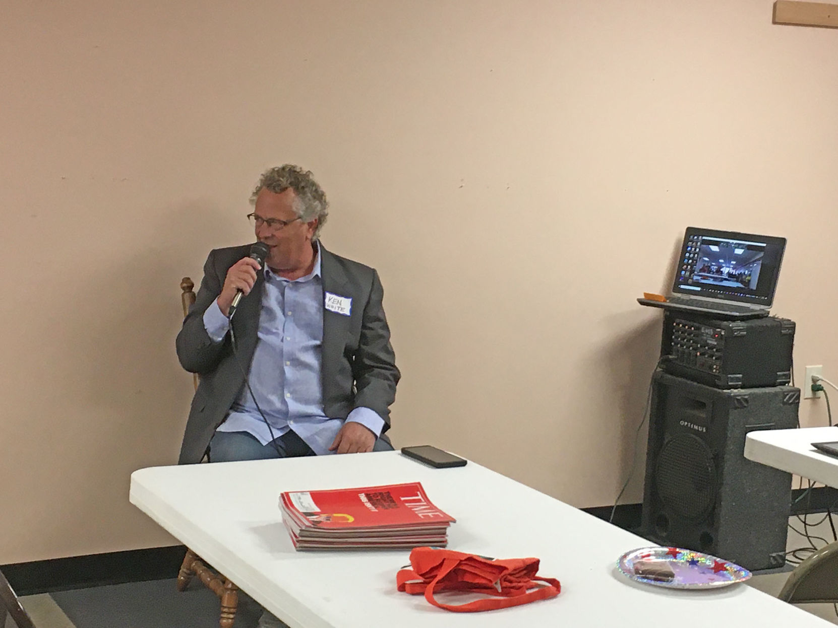 Candidate speaks